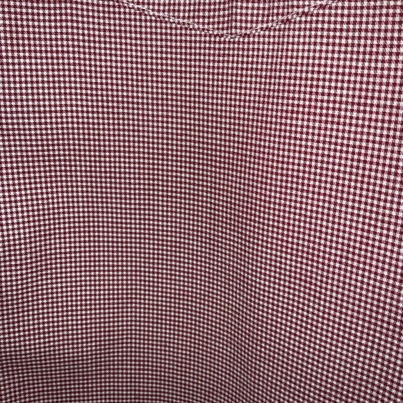 Men’s Izod Red & White micro-check print button-down shirt - Picture 2 of 4